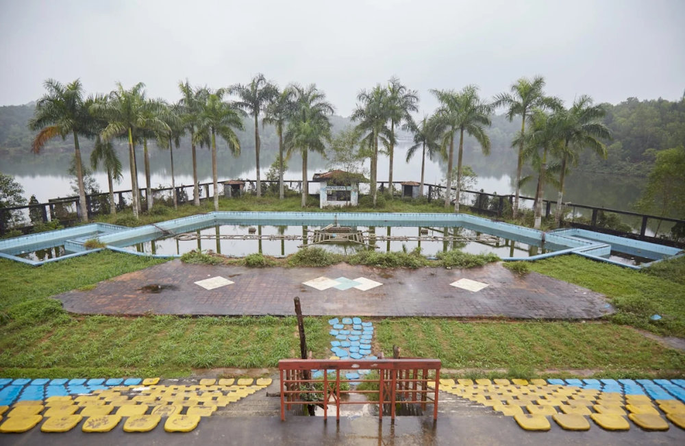 The stadium once featured a dancing fountain and seating for over 2,500 spectators 